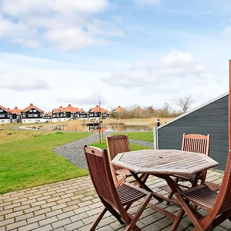 4 Person In Bogense-by Traum * Bogense